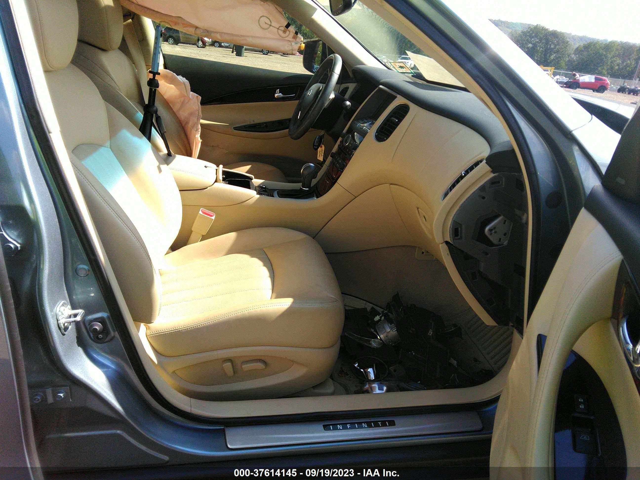 Photo 4 VIN: JN1BJ0RR9GM260037 - INFINITI QX50 