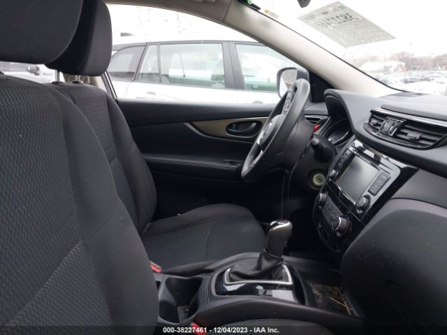 Photo 4 VIN: JN1BJ1AV0MW315960 - NISSAN ROGUE SPORT 