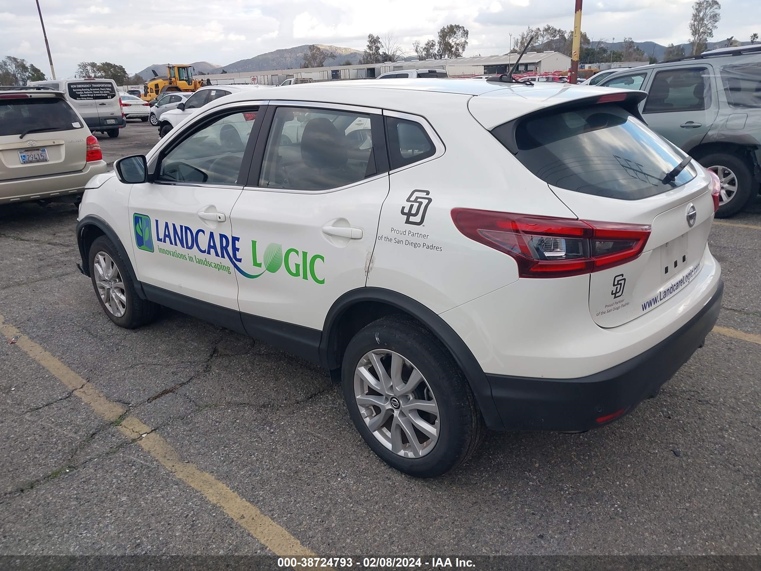 Photo 2 VIN: JN1BJ1AV1NW342330 - NISSAN ROGUE 