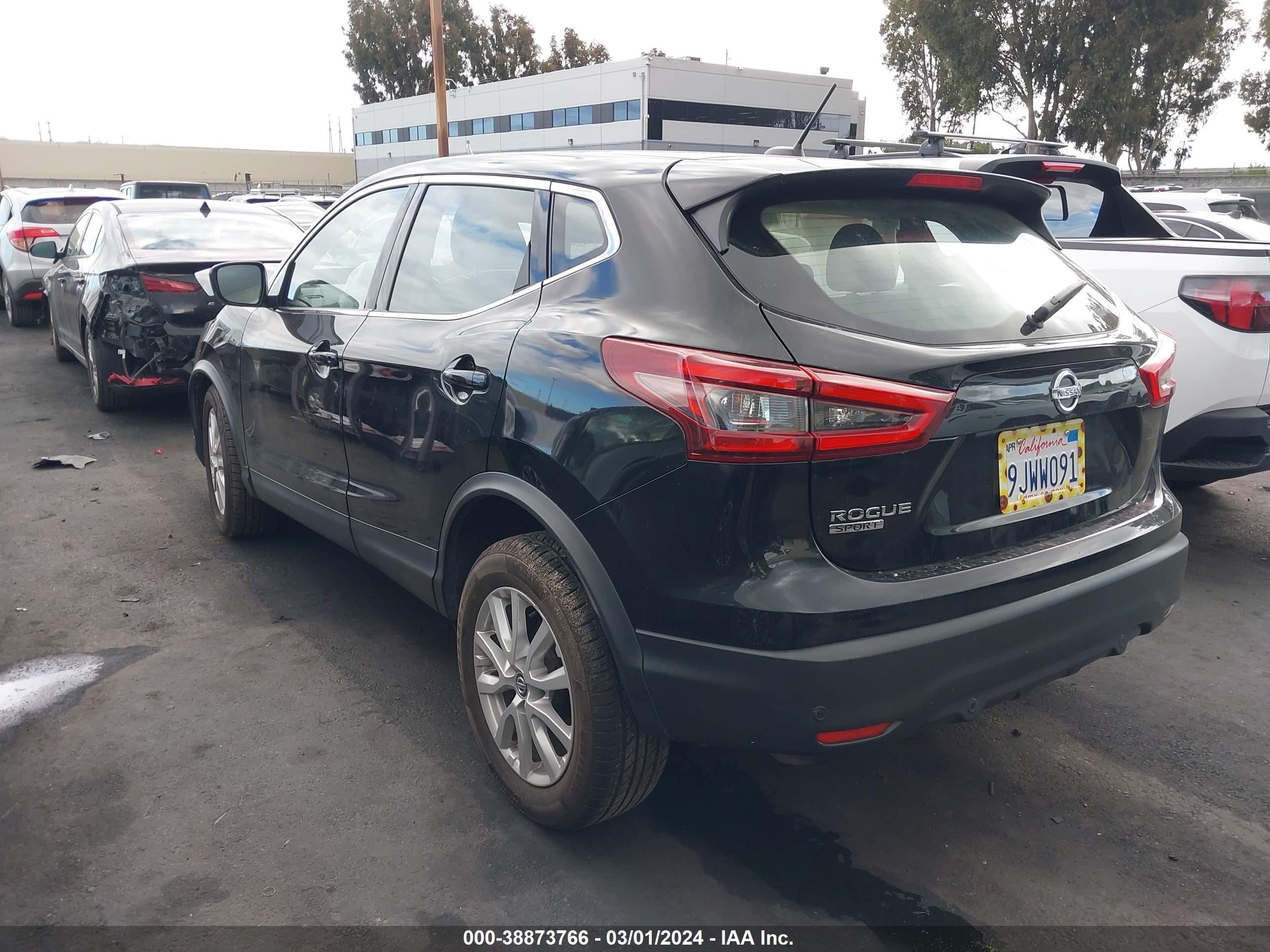 Photo 2 VIN: JN1BJ1AV5MW308759 - NISSAN ROGUE 