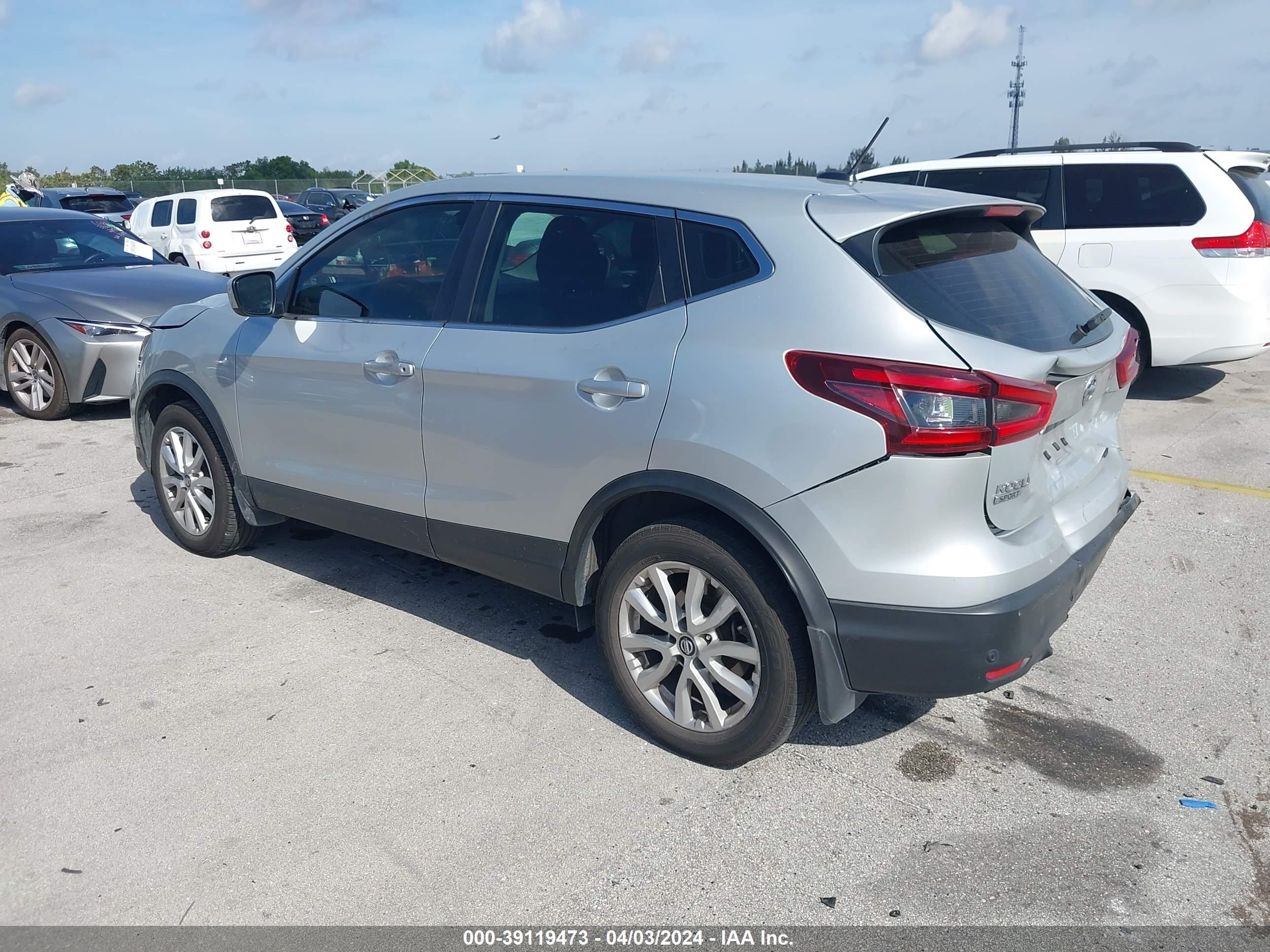 Photo 2 VIN: JN1BJ1AV9MW566749 - NISSAN ROGUE 