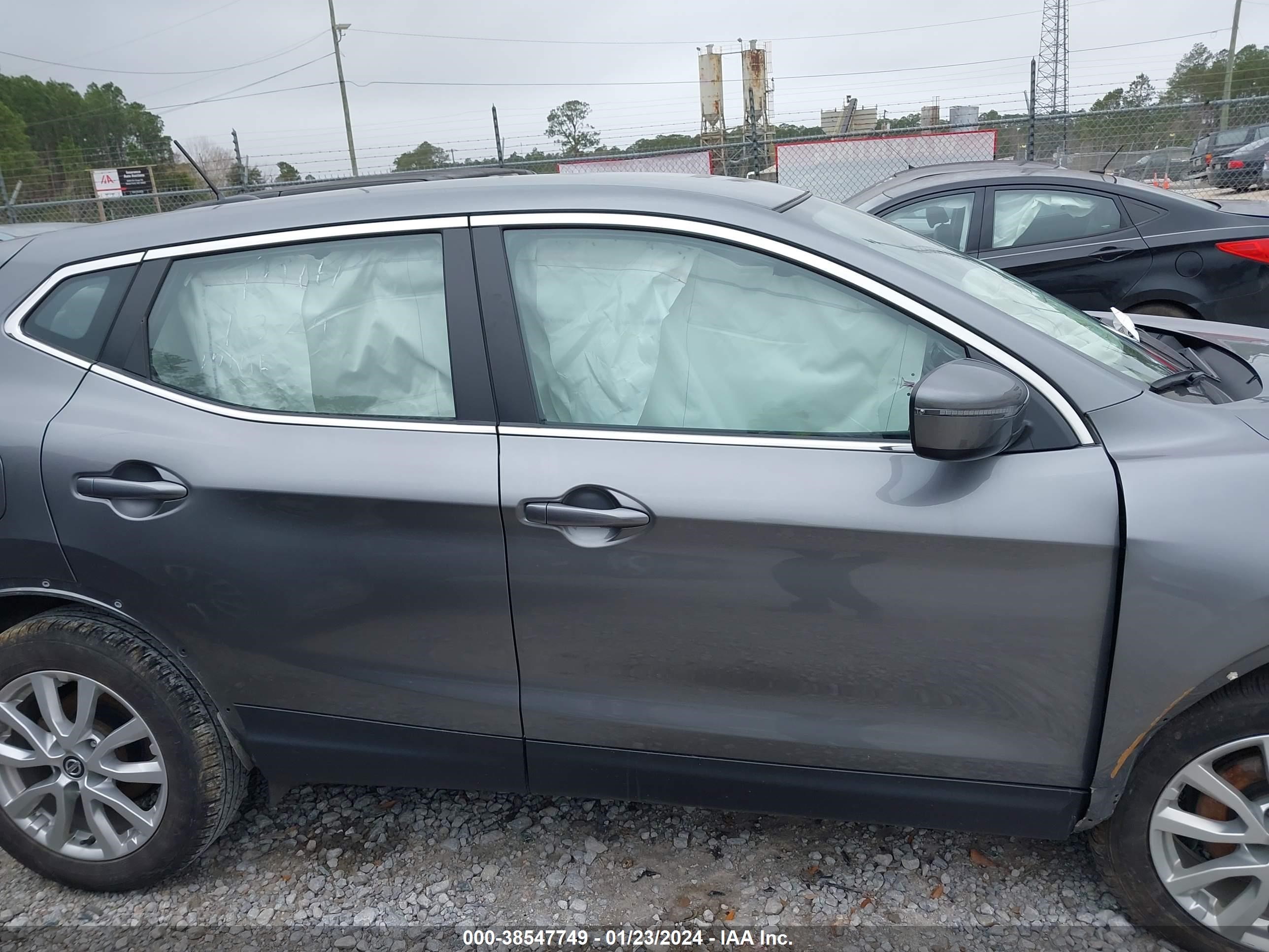 Photo 12 VIN: JN1BJ1AW1MW437266 - NISSAN ROGUE 