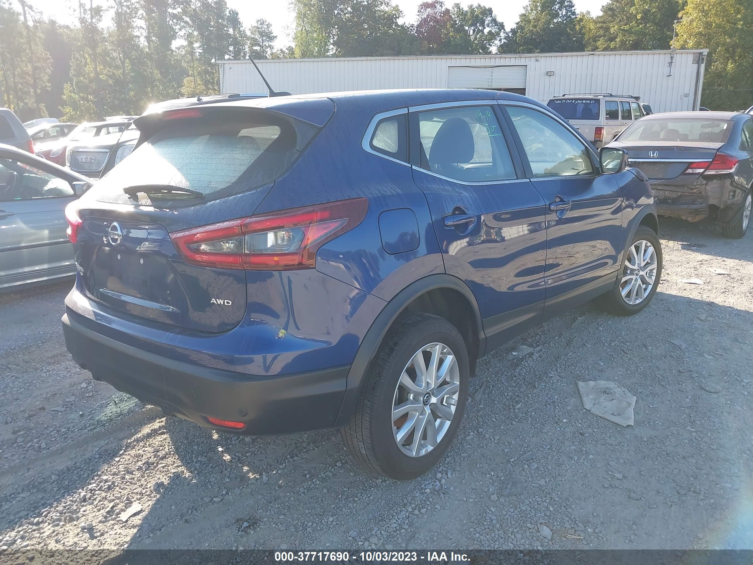 Photo 3 VIN: JN1BJ1AW4MW427928 - NISSAN ROGUE 