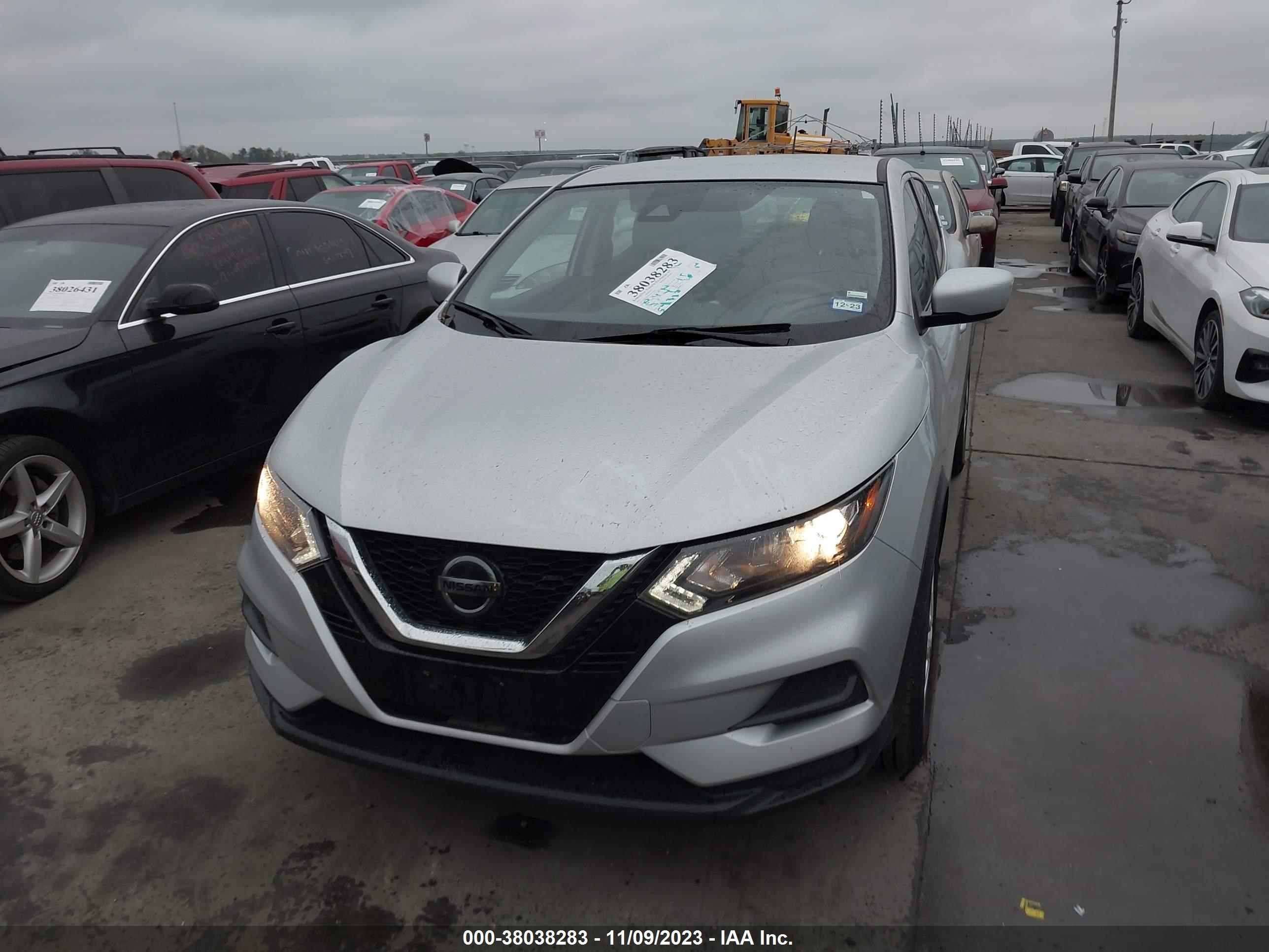 Photo 5 VIN: JN1BJ1AW5MW423693 - NISSAN ROGUE 