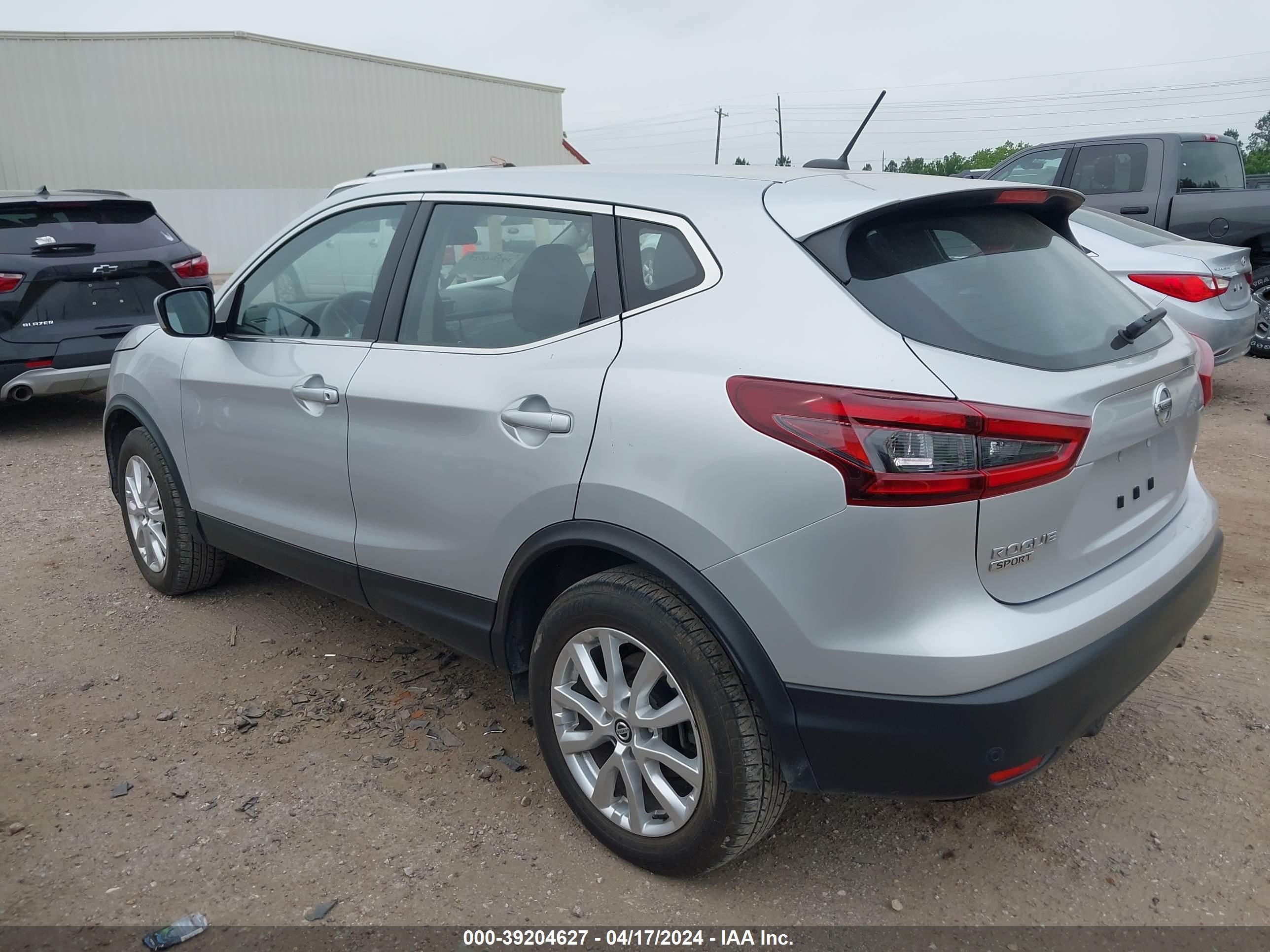 Photo 2 VIN: JN1BJ1AW6MW430572 - NISSAN ROGUE 