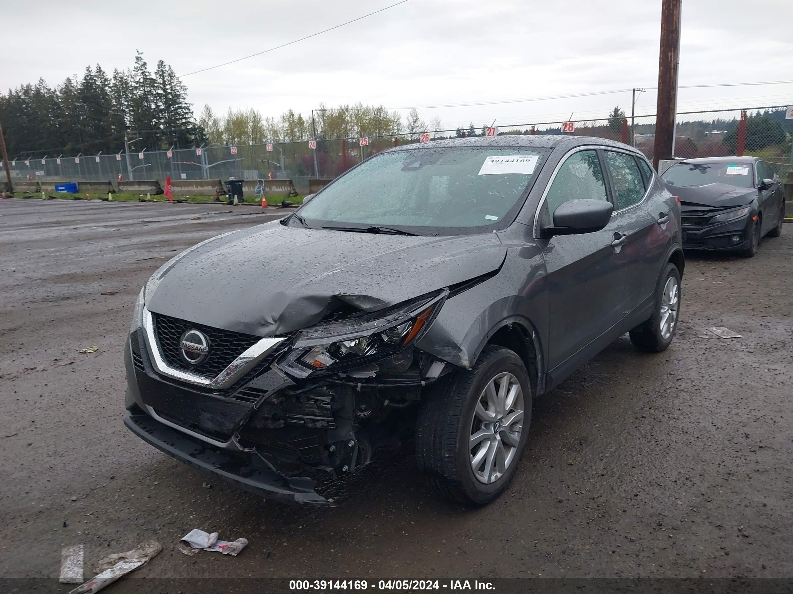 Photo 1 VIN: JN1BJ1AW6NW470135 - NISSAN ROGUE 