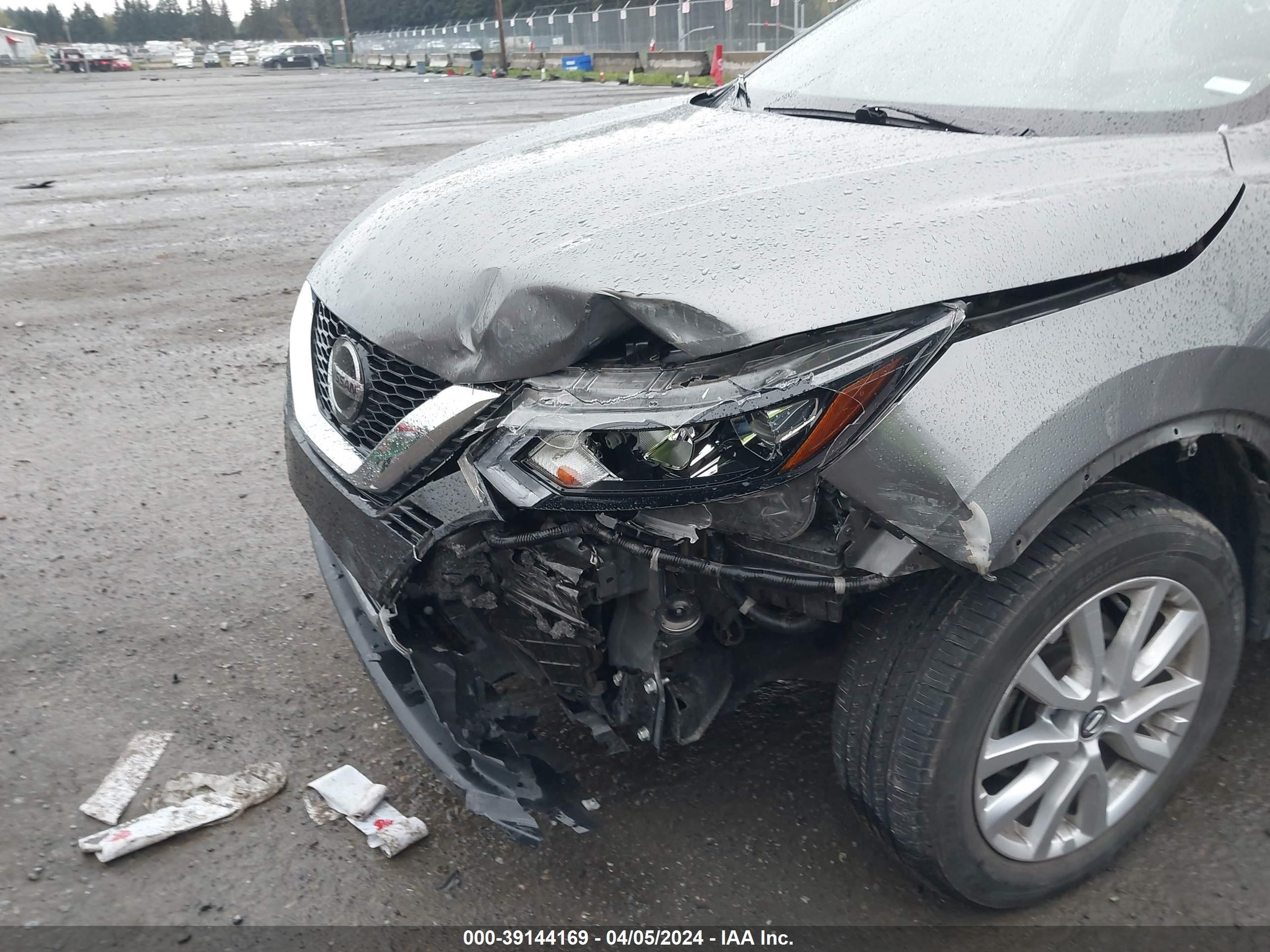 Photo 5 VIN: JN1BJ1AW6NW470135 - NISSAN ROGUE 