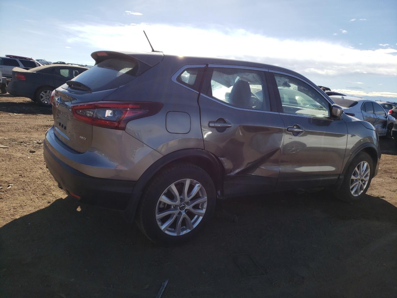 Photo 2 VIN: JN1BJ1AW6NW683053 - NISSAN ROGUE 