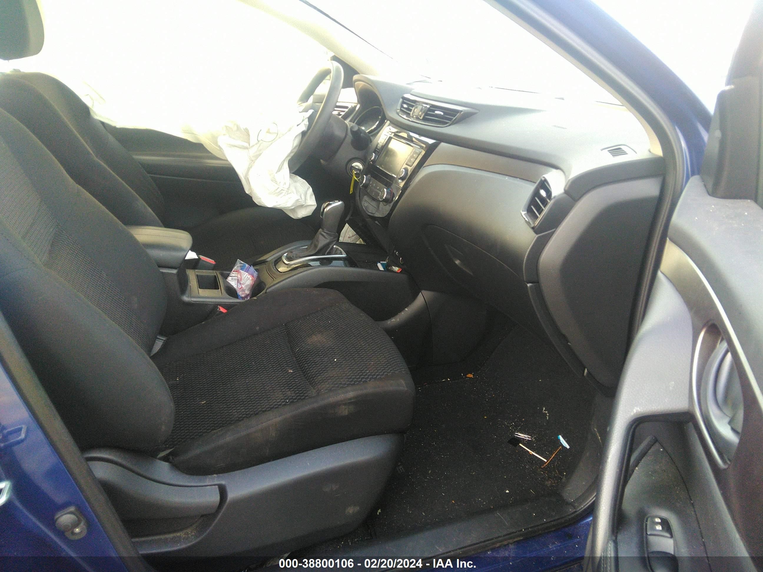 Photo 4 VIN: JN1BJ1AW8MW444473 - NISSAN ROGUE 