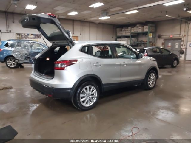 Photo 3 VIN: JN1BJ1AW8MW660839 - NISSAN ROGUE SPORT 