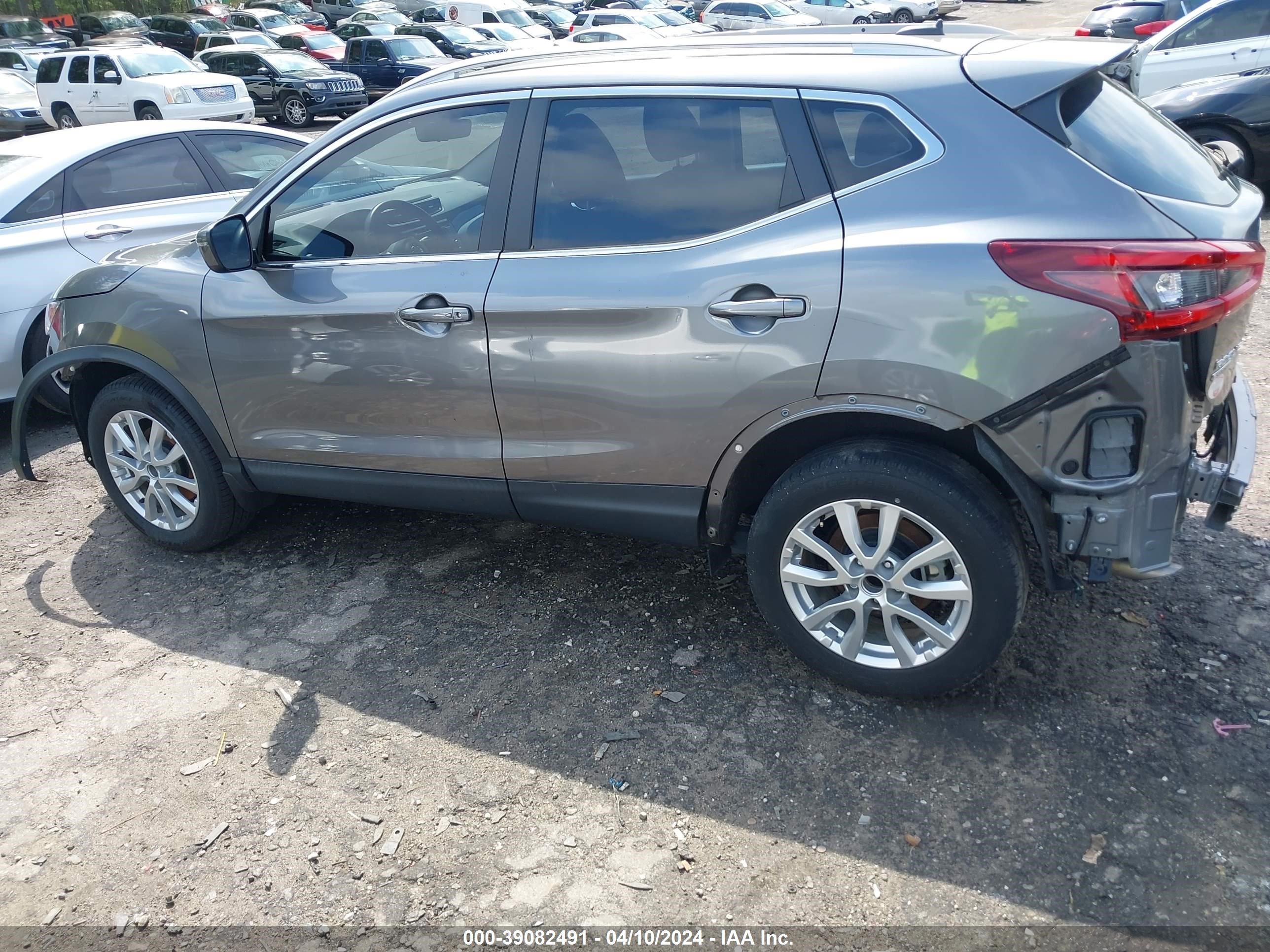 Photo 13 VIN: JN1BJ1BVXMW317293 - NISSAN ROGUE 