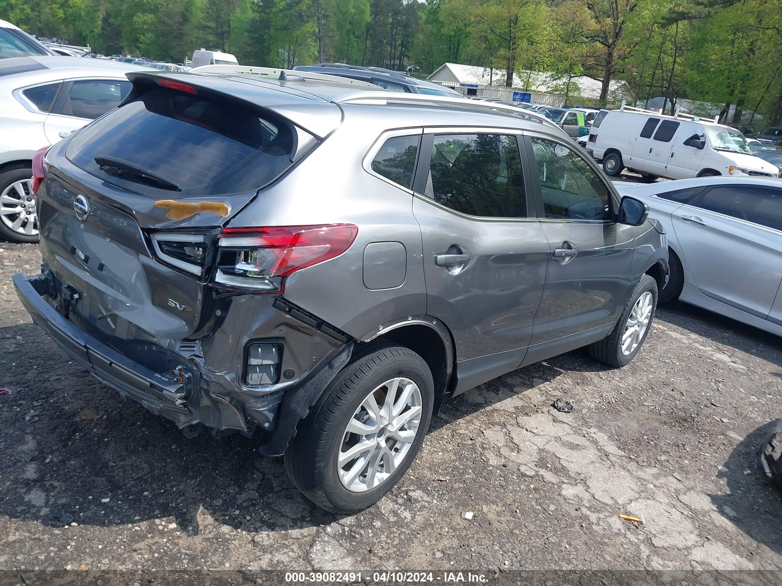 Photo 3 VIN: JN1BJ1BVXMW317293 - NISSAN ROGUE 