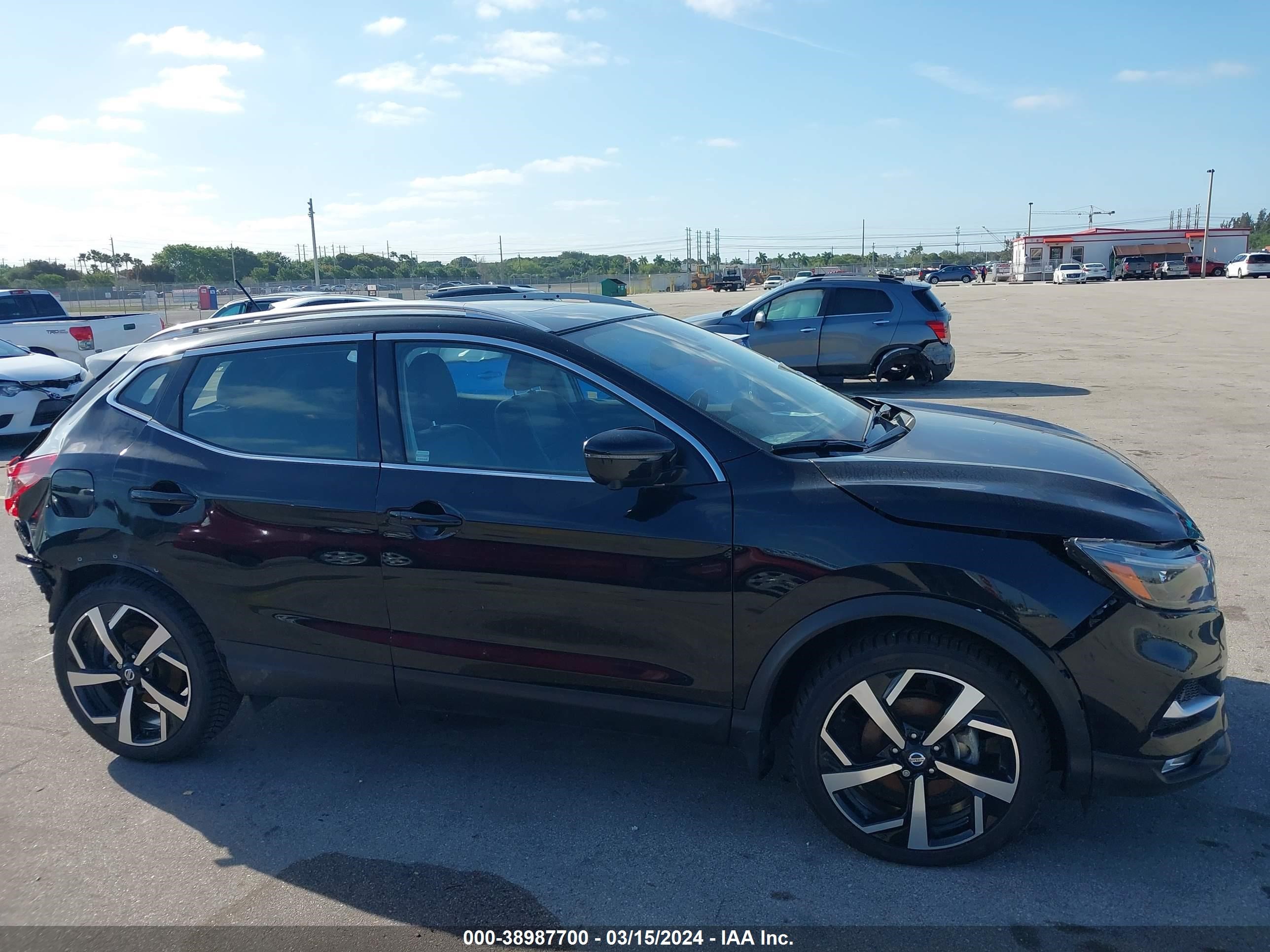 Photo 13 VIN: JN1BJ1BW2NW489568 - NISSAN ROGUE 