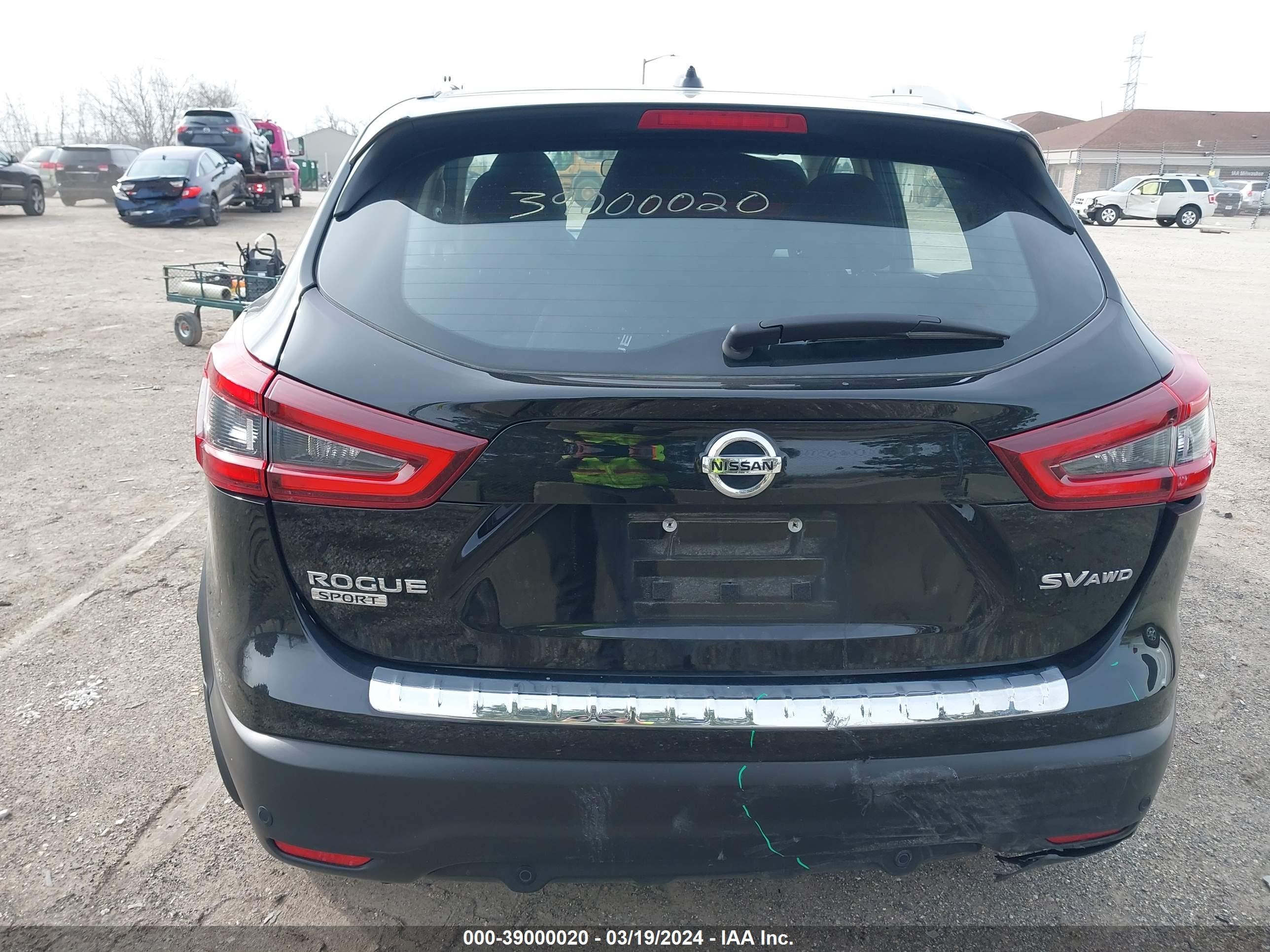 Photo 15 VIN: JN1BJ1BW5MW441268 - NISSAN ROGUE 