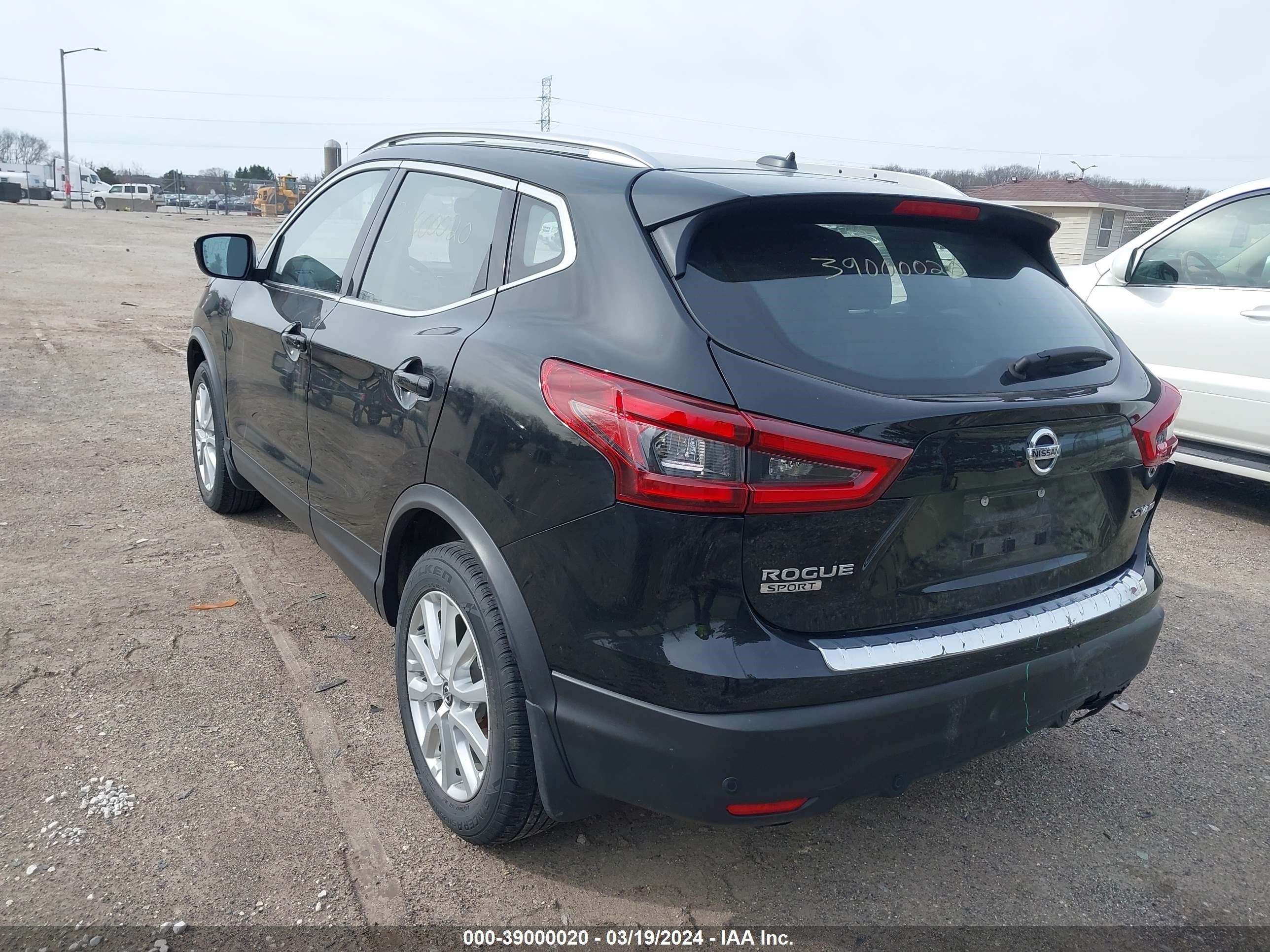 Photo 2 VIN: JN1BJ1BW5MW441268 - NISSAN ROGUE 