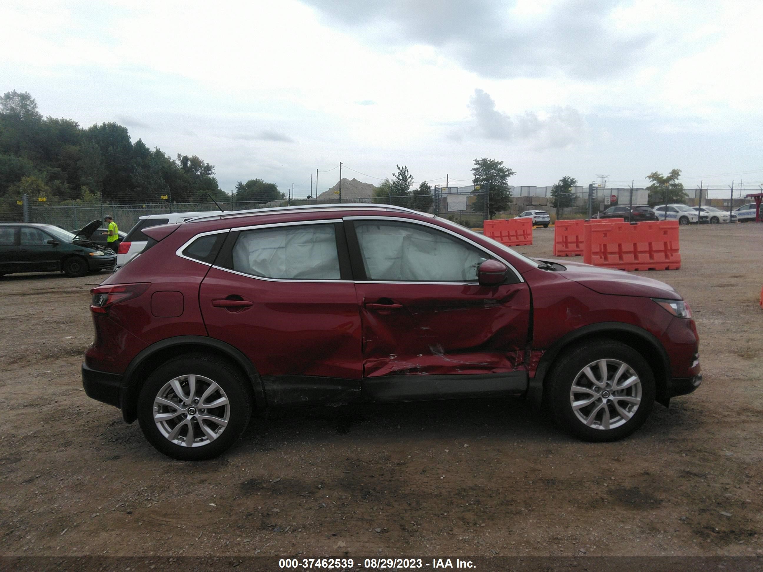 Photo 12 VIN: JN1BJ1BWXMW451651 - NISSAN ROGUE 