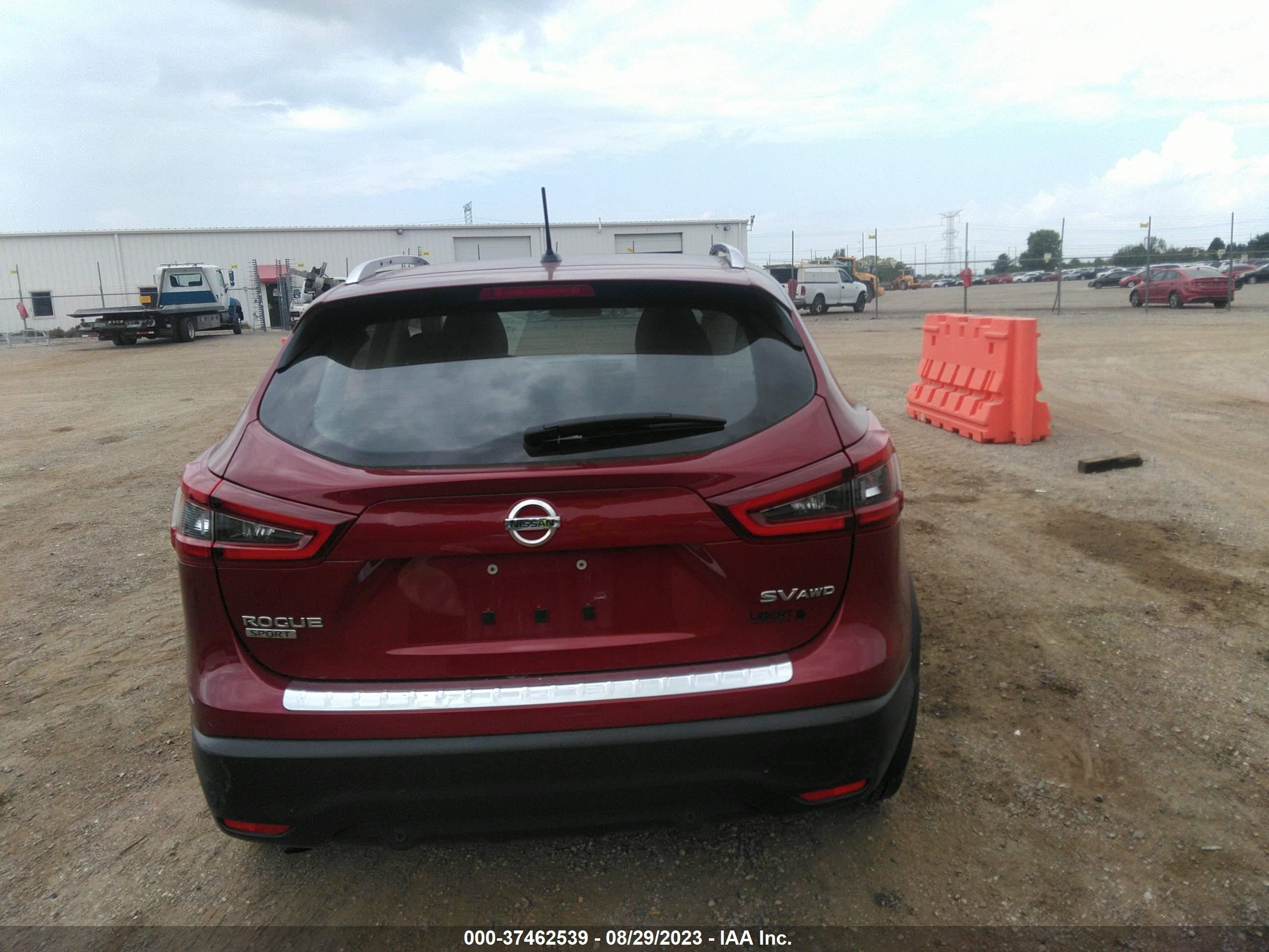 Photo 15 VIN: JN1BJ1BWXMW451651 - NISSAN ROGUE 