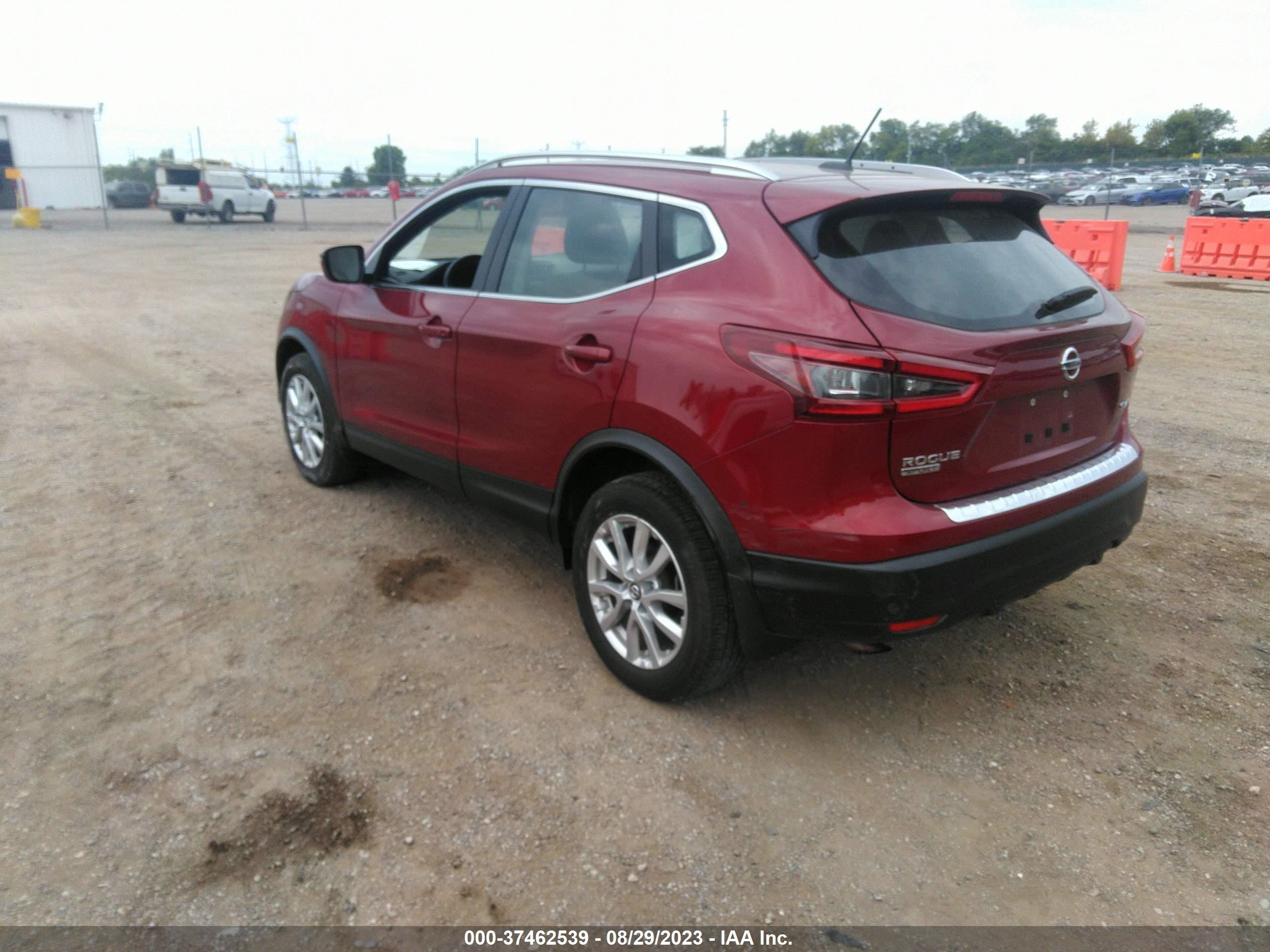 Photo 2 VIN: JN1BJ1BWXMW451651 - NISSAN ROGUE 