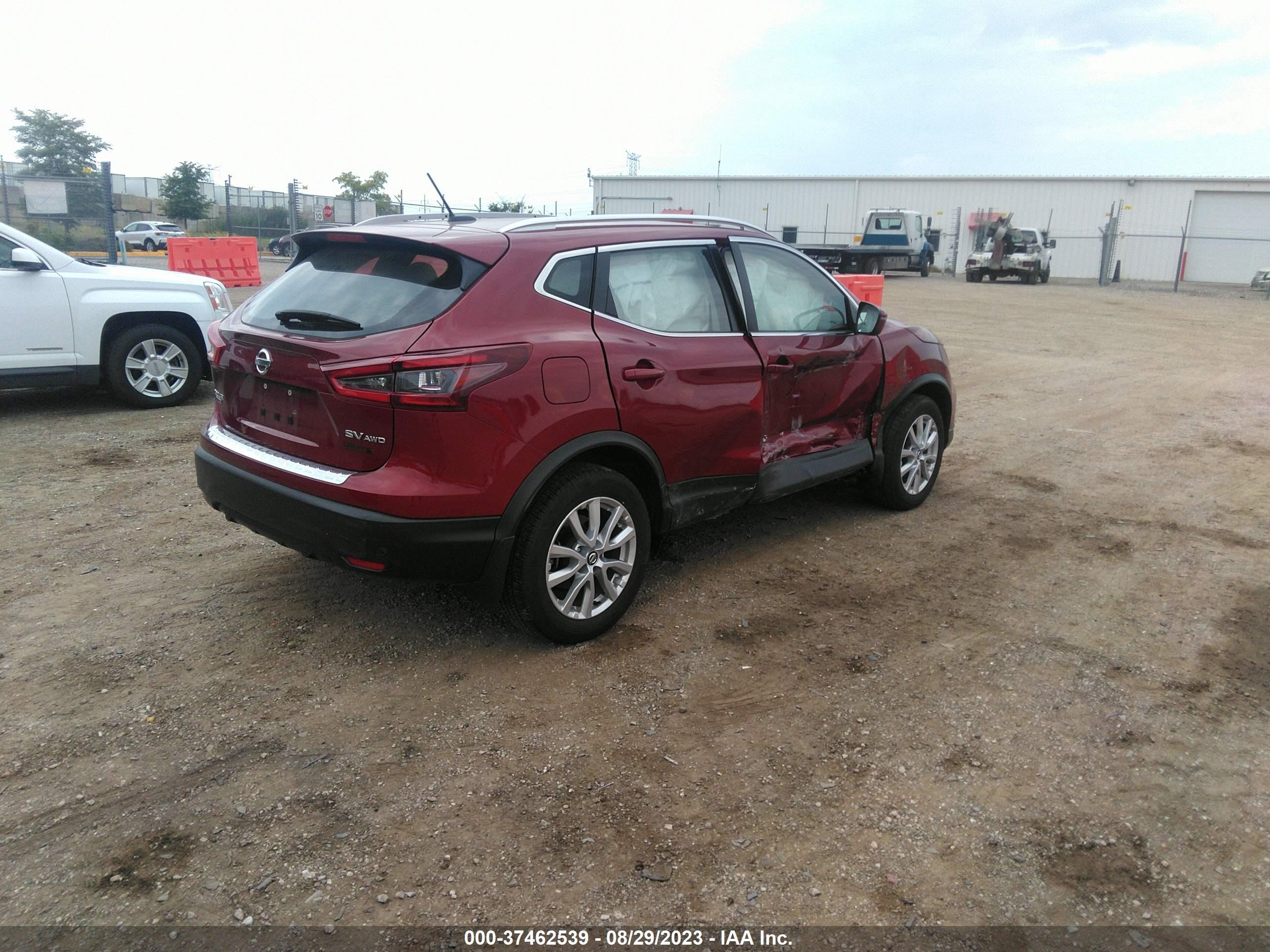 Photo 3 VIN: JN1BJ1BWXMW451651 - NISSAN ROGUE 