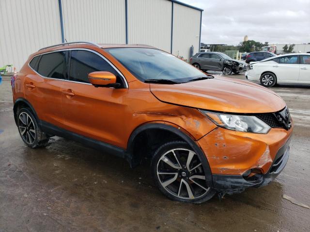 Photo 3 VIN: JN1BJ1CP0HW033838 - NISSAN ROGUE 