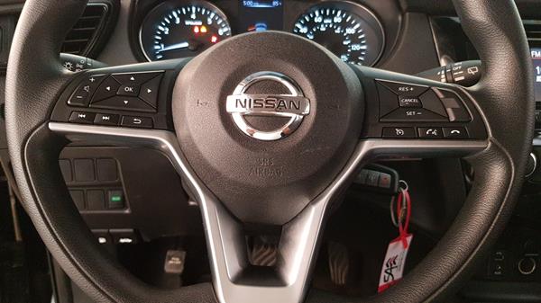 Photo 13 VIN: JN1BJ1CP0JW164385 - NISSAN ROUGE 