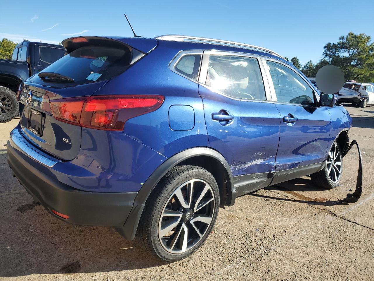 Photo 2 VIN: JN1BJ1CP0JW191697 - NISSAN ROGUE SPORT 