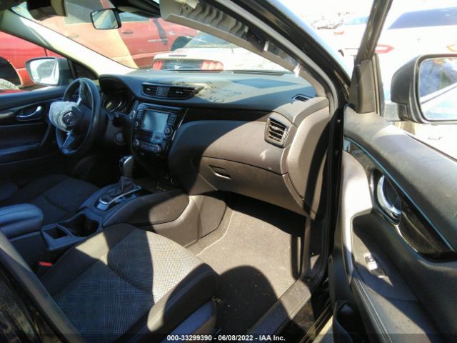 Photo 4 VIN: JN1BJ1CP0KW216065 - NISSAN ROGUE SPORT 