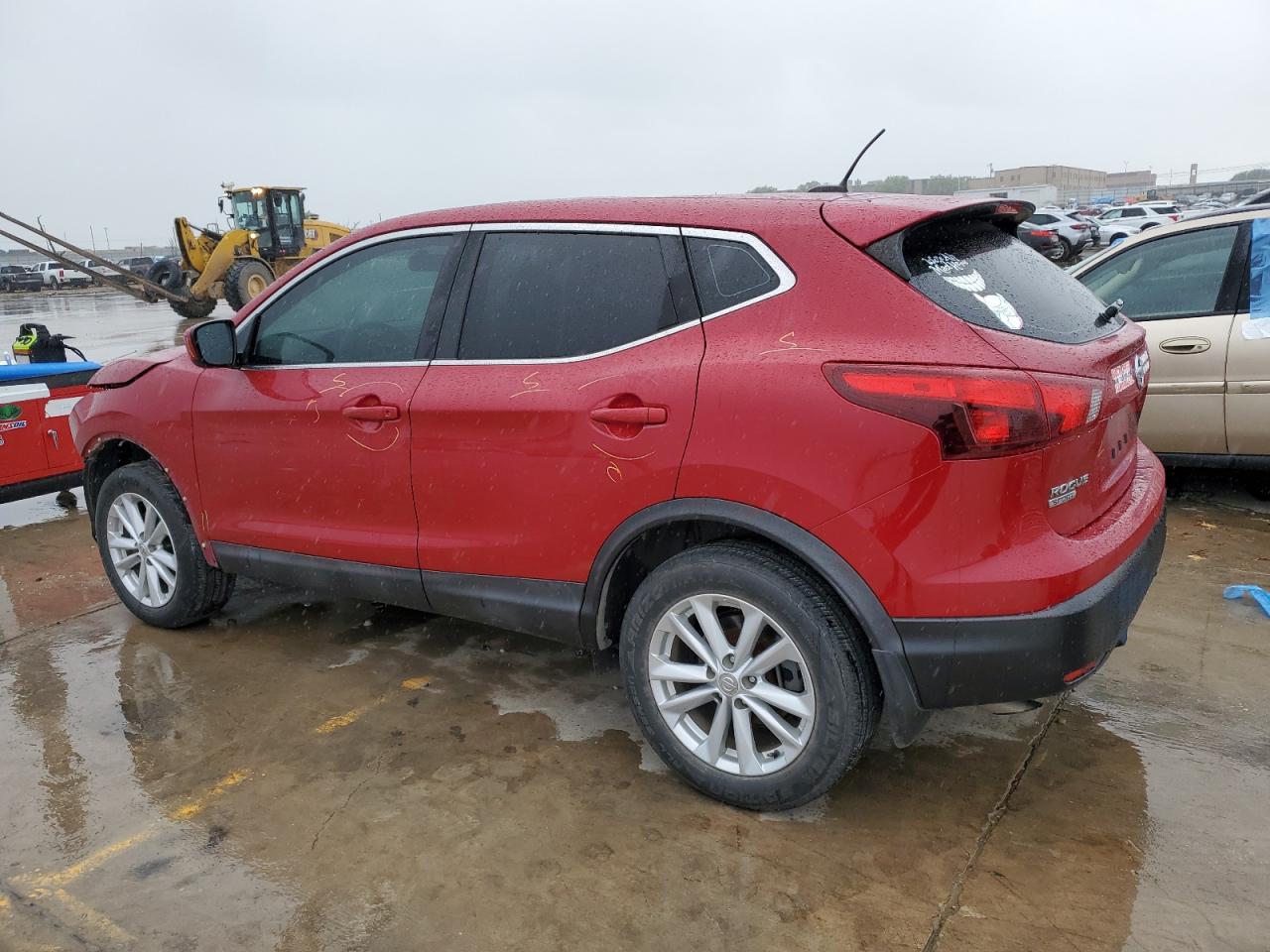 Photo 1 VIN: JN1BJ1CP1HW035646 - NISSAN ROGUE 