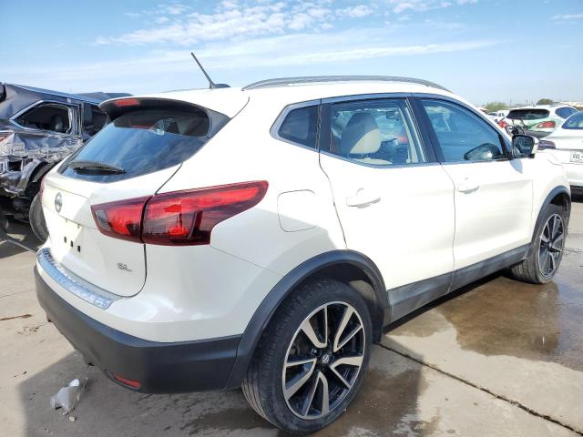 Photo 2 VIN: JN1BJ1CP1JW109945 - NISSAN ROGUE SPT 