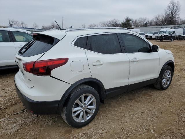 Photo 2 VIN: JN1BJ1CP1JW164928 - NISSAN ROGUE 