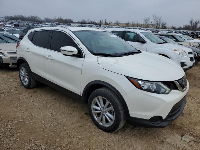 Photo 3 VIN: JN1BJ1CP1JW164928 - NISSAN ROGUE 