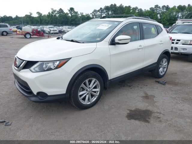 Photo 1 VIN: JN1BJ1CP1JW186945 - NISSAN ROGUE SPORT 