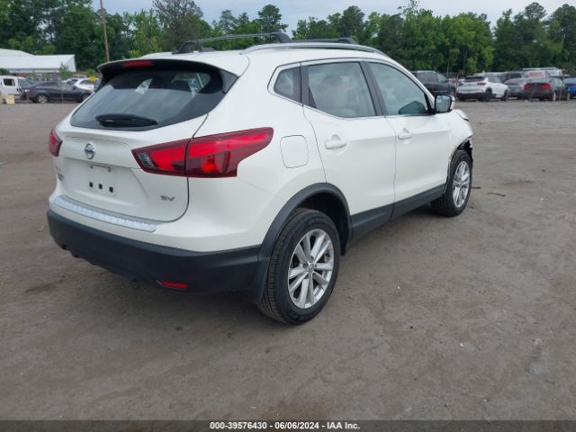 Photo 3 VIN: JN1BJ1CP1JW186945 - NISSAN ROGUE SPORT 