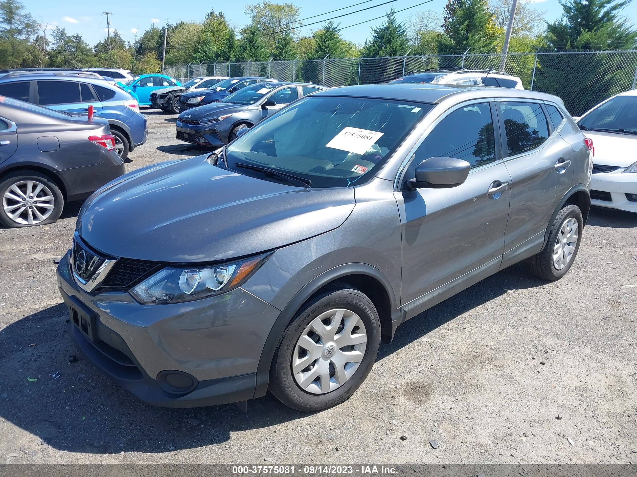 Photo 1 VIN: JN1BJ1CP1KW522661 - NISSAN ROGUE 