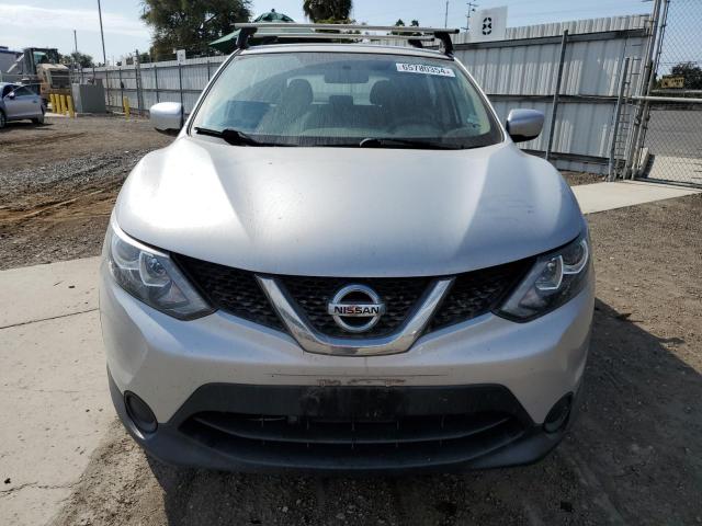 Photo 4 VIN: JN1BJ1CP2HW031282 - NISSAN ROGUE 