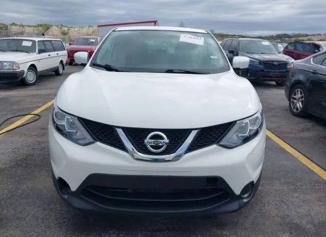 Photo 5 VIN: JN1BJ1CP2JW104771 - NISSAN ROGUE SPORT 