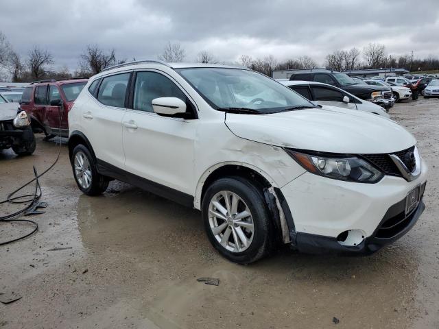 Photo 3 VIN: JN1BJ1CP2JW181544 - NISSAN ROGUE 