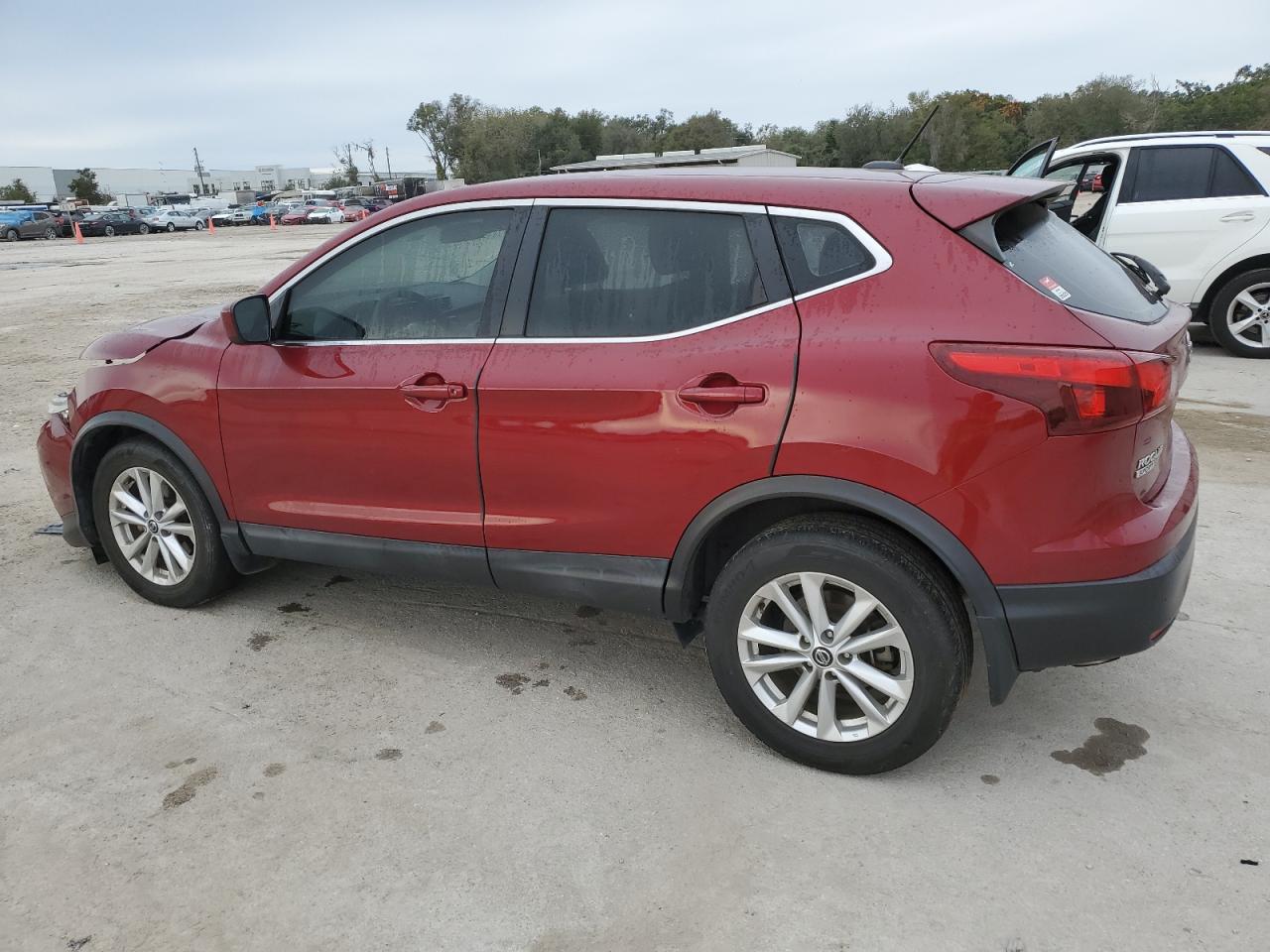 Photo 1 VIN: JN1BJ1CP2KW224863 - NISSAN ROGUE 