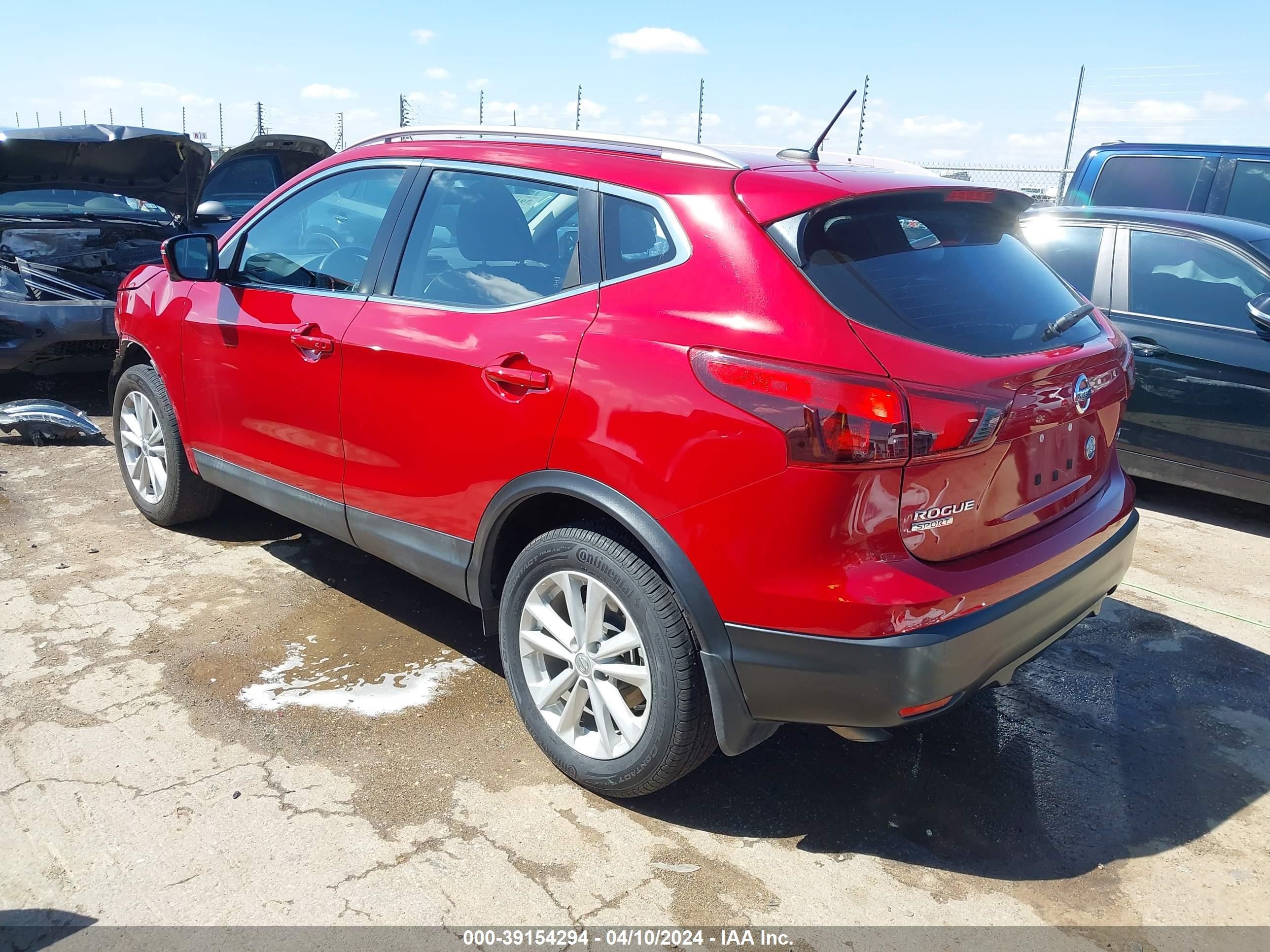 Photo 2 VIN: JN1BJ1CP3HW012353 - NISSAN ROGUE 