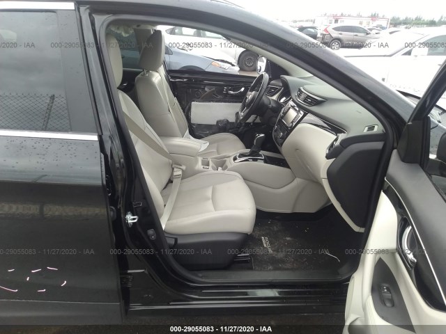 Photo 4 VIN: JN1BJ1CP3HW031632 - NISSAN ROGUE SPORT 