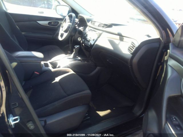 Photo 4 VIN: JN1BJ1CP3HW035230 - NISSAN ROGUE SPORT 