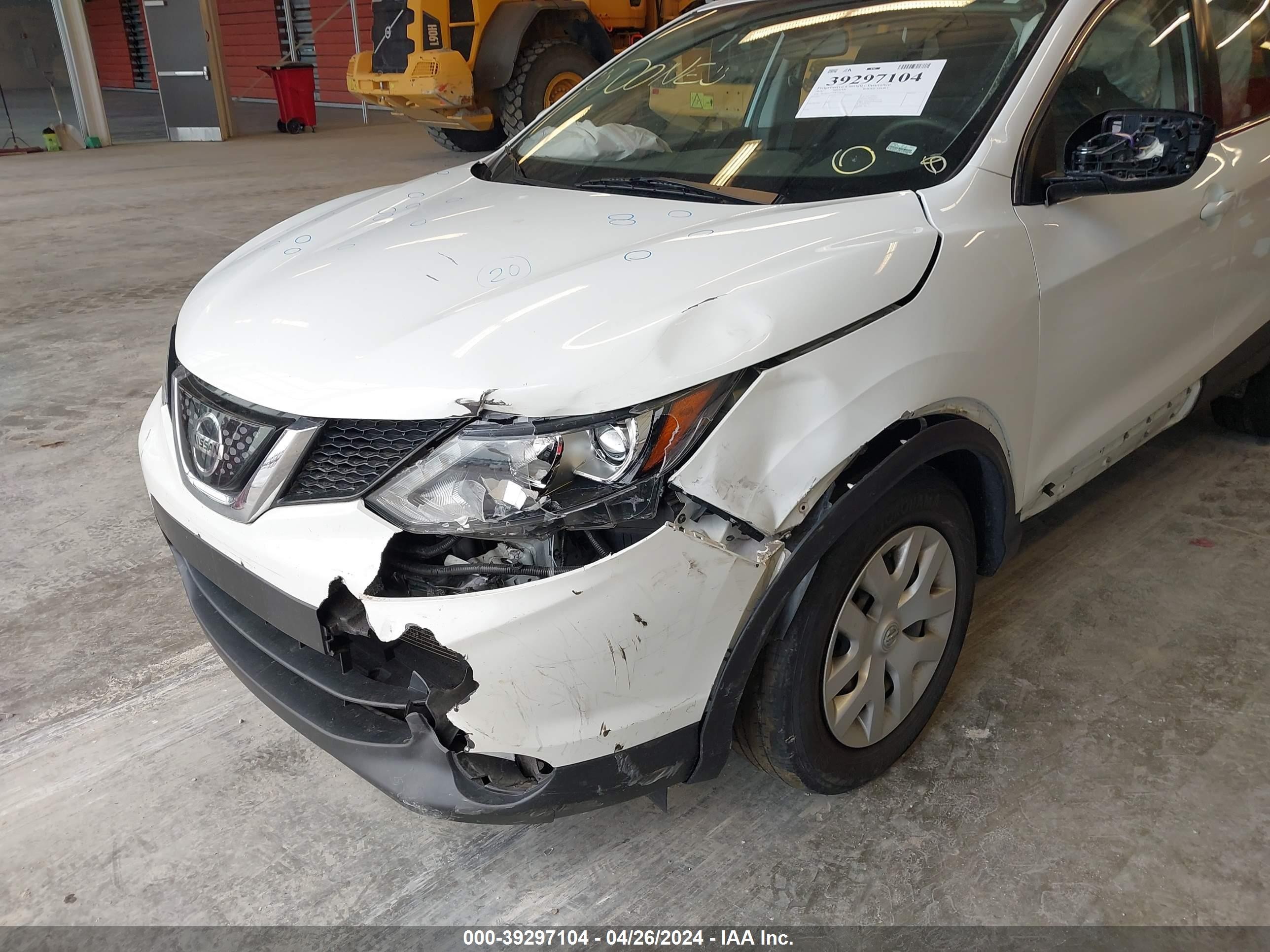 Photo 5 VIN: JN1BJ1CP3JW154546 - NISSAN ROGUE 