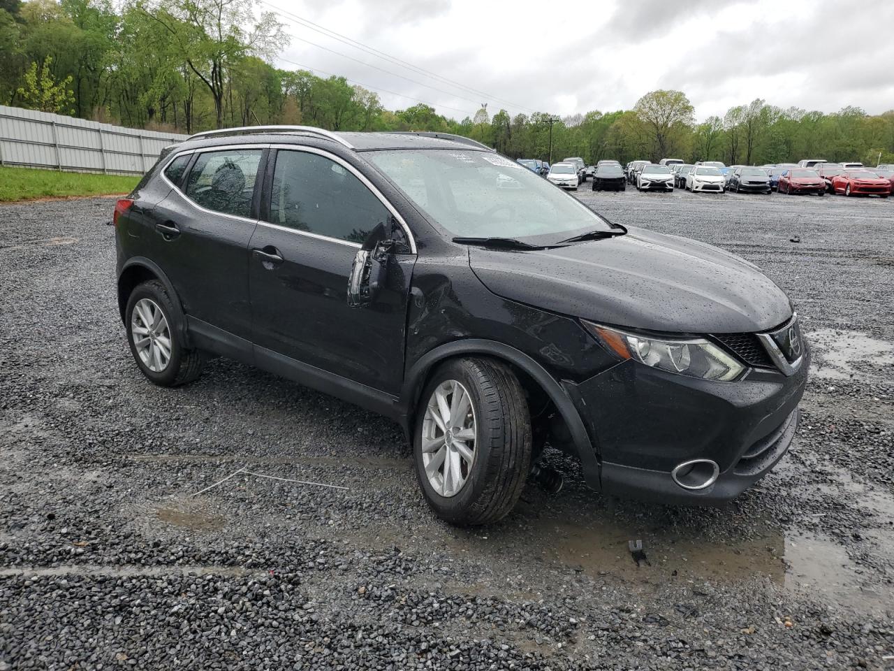 Photo 3 VIN: JN1BJ1CP3JW164722 - NISSAN ROGUE 