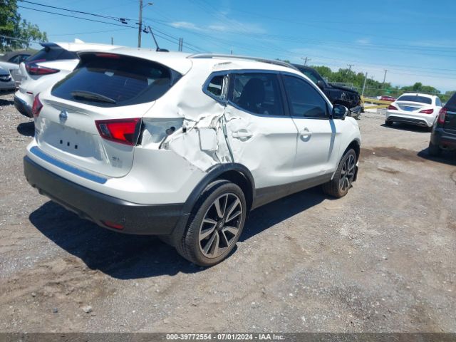 Photo 3 VIN: JN1BJ1CP3KW525612 - NISSAN ROGUE SPORT 