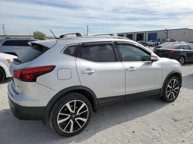 Photo 2 VIN: JN1BJ1CP4HW023426 - NISSAN ROGUE 