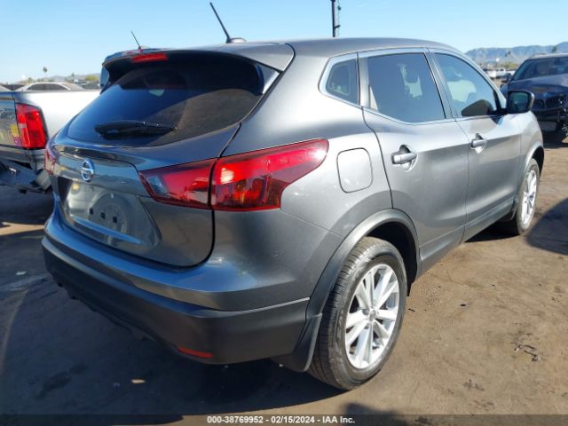 Photo 3 VIN: JN1BJ1CP4JW184557 - NISSAN ROGUE SPORT 