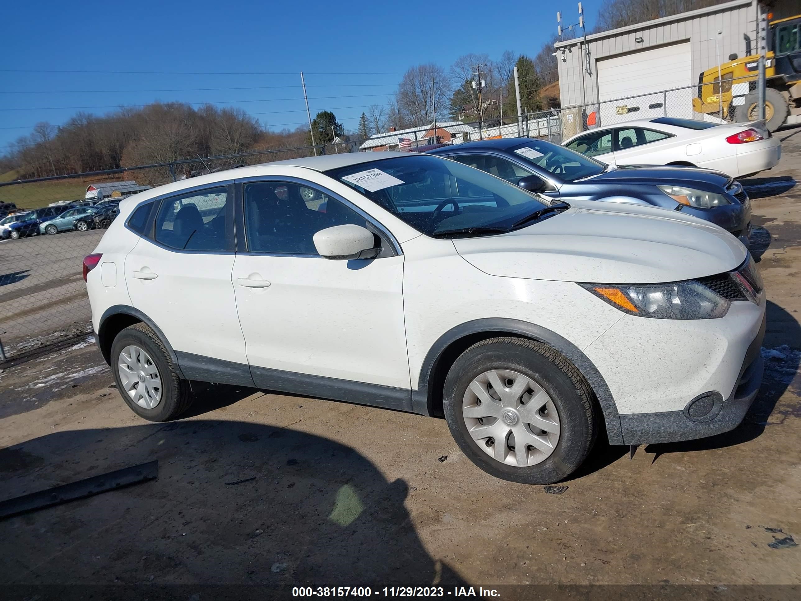 Photo 13 VIN: JN1BJ1CP4KW214383 - NISSAN ROGUE 