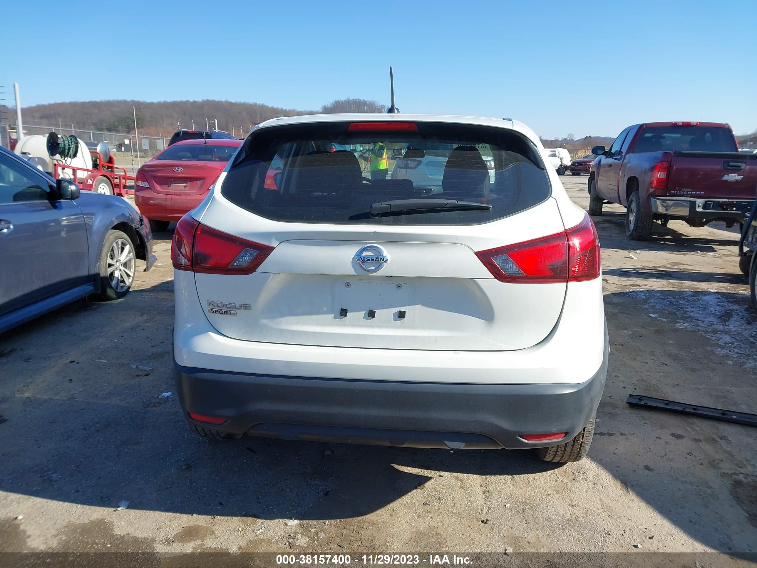 Photo 16 VIN: JN1BJ1CP4KW214383 - NISSAN ROGUE 