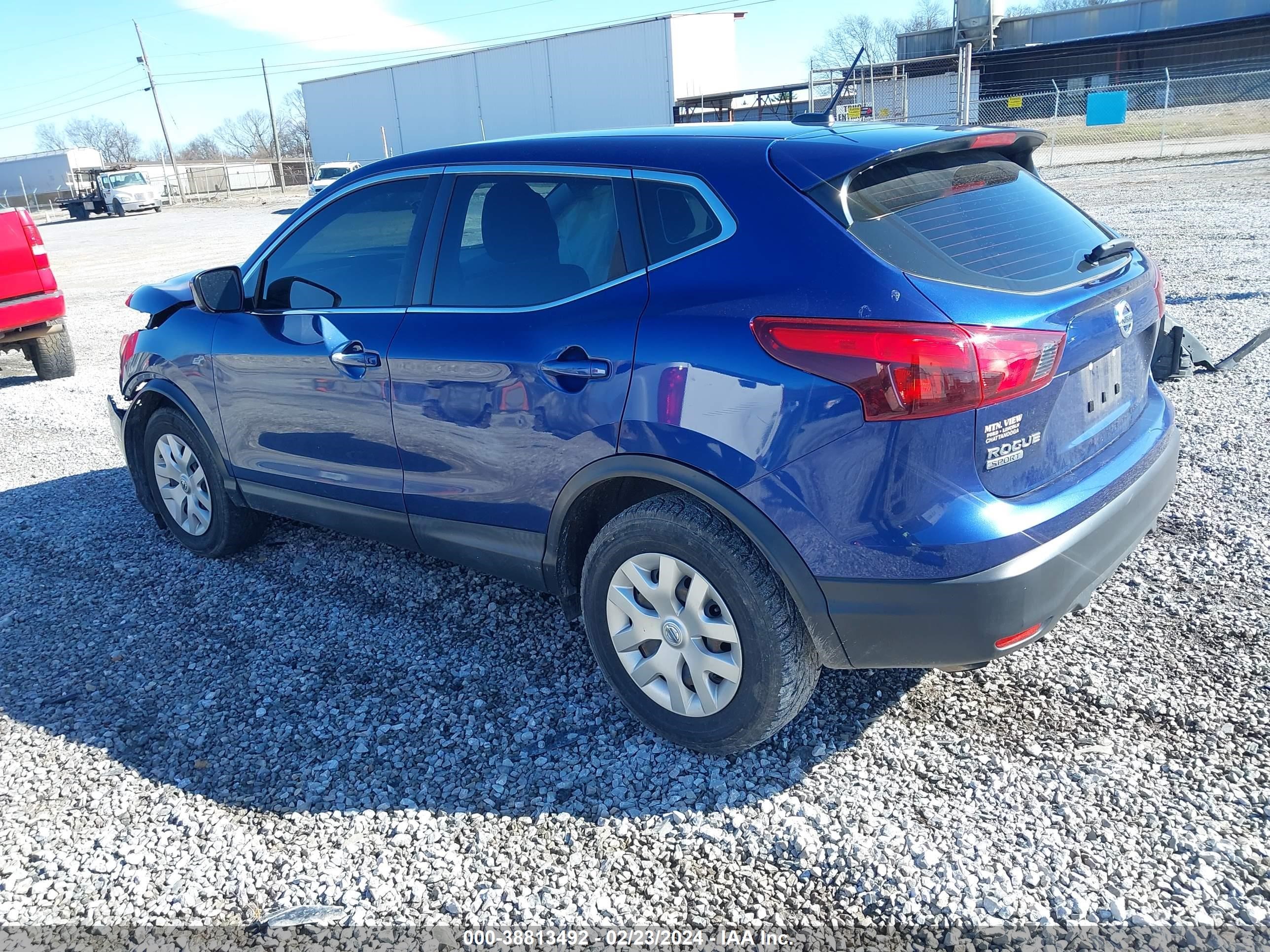 Photo 2 VIN: JN1BJ1CP4KW214593 - NISSAN ROGUE 