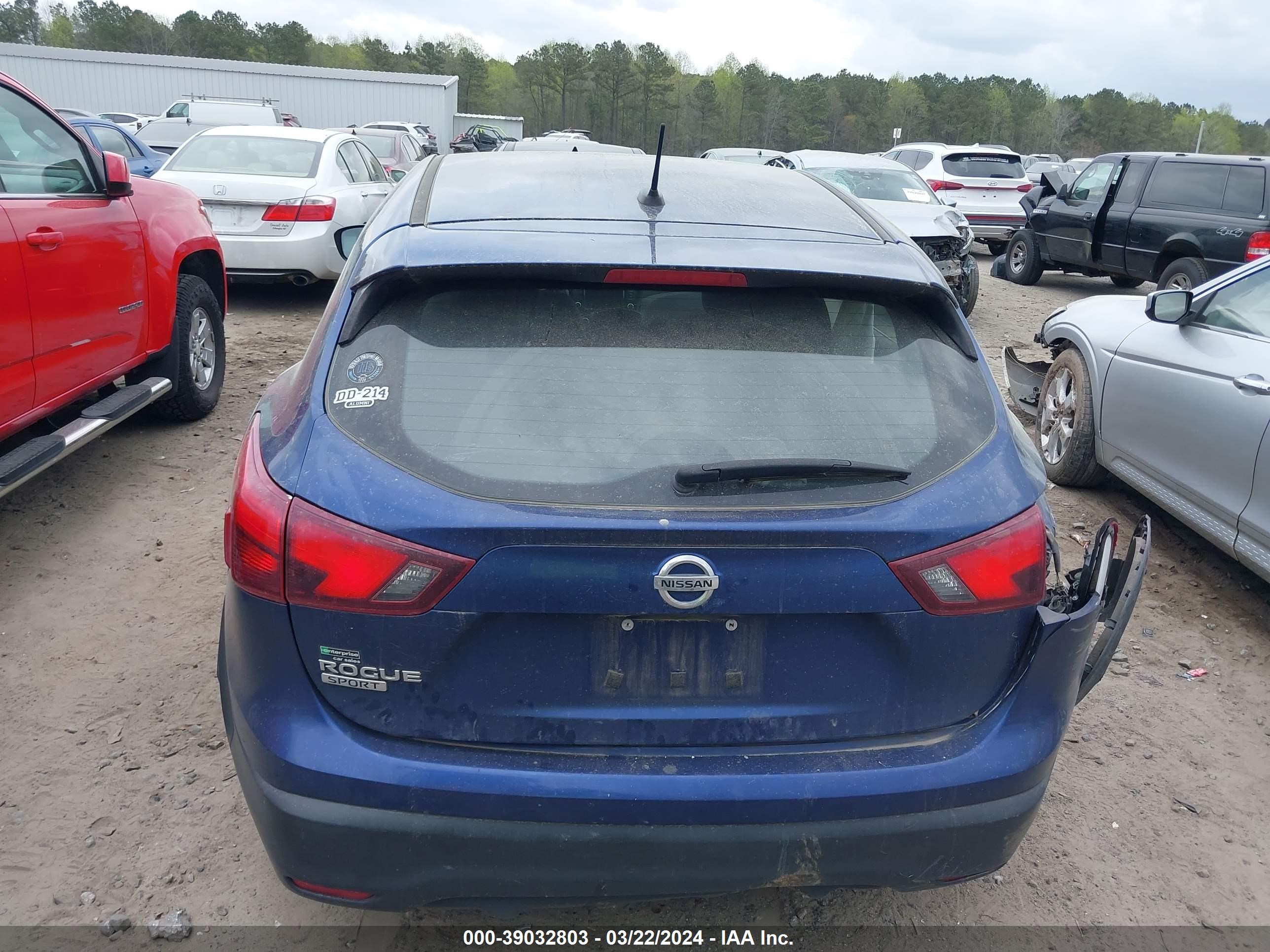 Photo 15 VIN: JN1BJ1CP4KW221799 - NISSAN ROGUE 